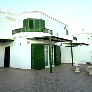 https://villa-los-cactus.puertodelcarmen-hotels.org