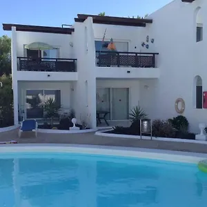 https://los-arcos-304-puerto-del-carmen-lanzarote.puertodelcarmen-hotels.org