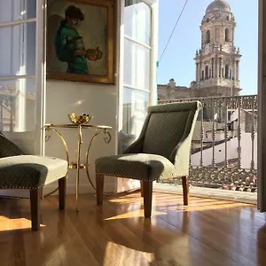 https://vive-malaga.hotelsinnerja.org